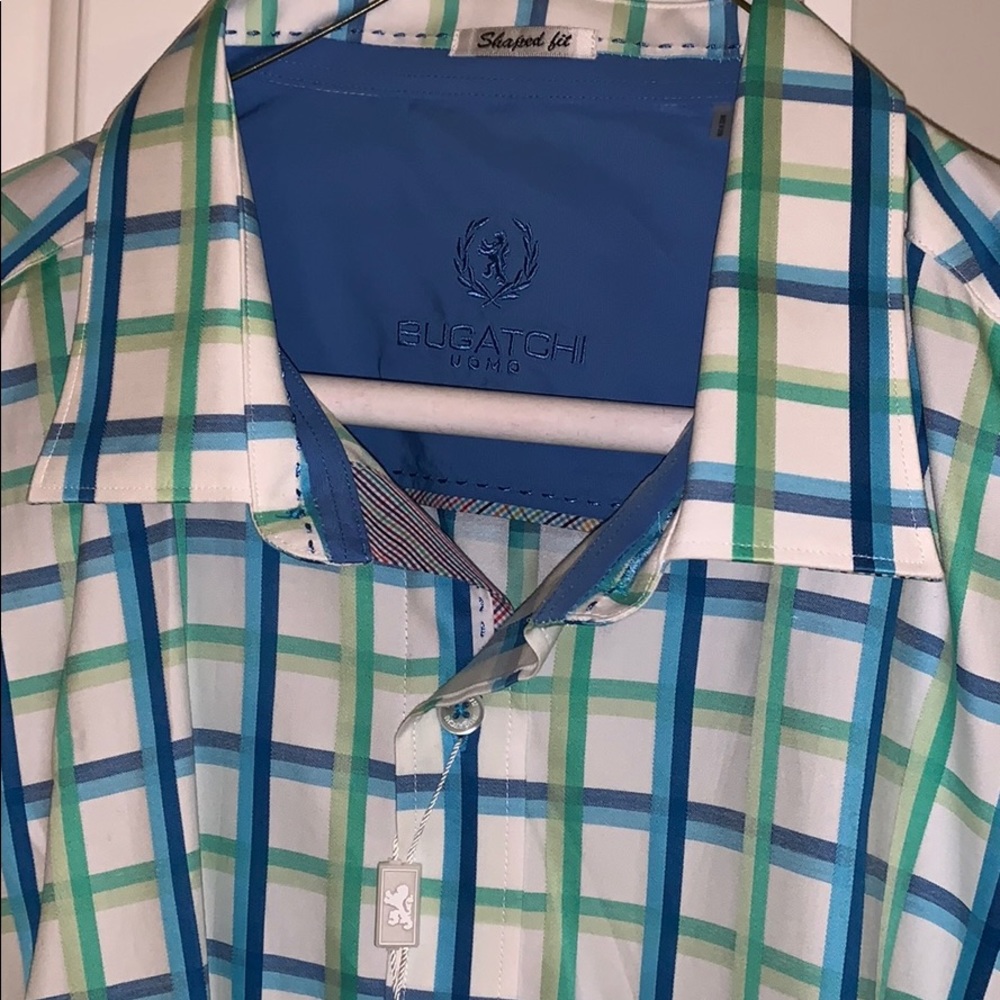Shirt - Picture 2 of 3